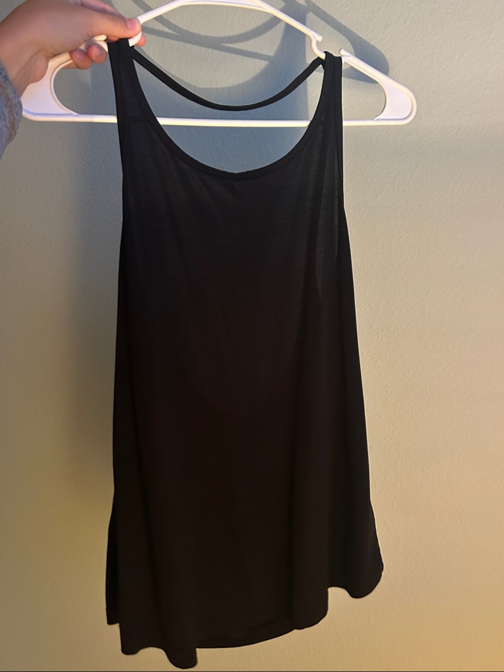 Women's Black Sleeveless Tank Top - Backless